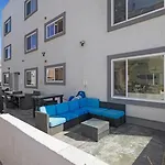 102-Luxury2